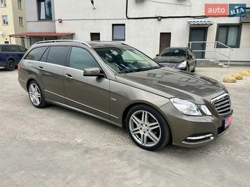 Авто Mercedes E-Class 2011 № 7892901