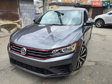 Авто Volkswagen Passat 2018 № 7892924
