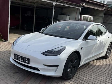 Авто Tesla Model 3 2021 № 7892935