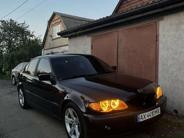 Авто BMW 3 Series 2002 № 7893052
