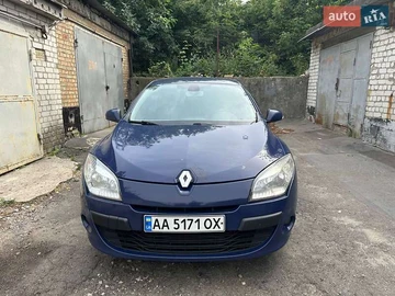 Авто Renault Megane 2010 № 7893069