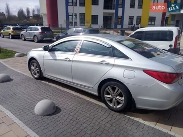 Авто Hyundai Sonata 2013 № 7893086