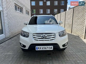 Авто Hyundai Santa Fe 2011 № 7893150