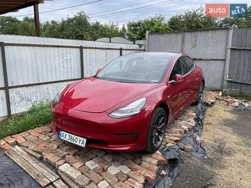 Авто Tesla Model 3 2019 № 7893171