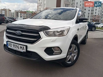 Авто Ford Kuga 2017 № 7893175