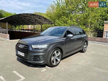 Авто Audi Q7 2016 № 7893284
