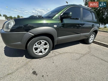 Авто Hyundai Tucson 2008 № 7893449