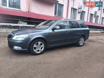 Авто Skoda Octavia 2009 № 7893471