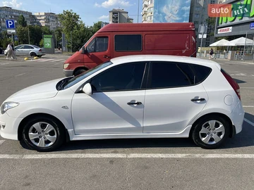 Авто Hyundai I30 2011 № 7893849