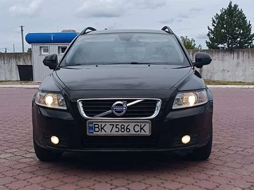 Авто Volvo V50 2010 № 7893892