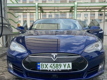 Авто Tesla Model S 2015 № 7894082