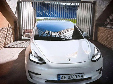 Авто Tesla Model 3 2020 № 7894127