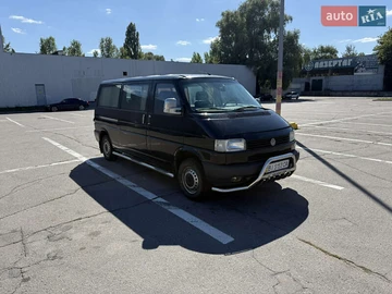 Авто Volkswagen Transporter 2000 № 7894358