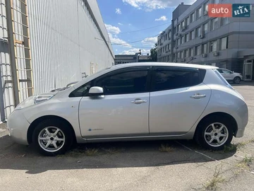 Авто Nissan Leaf 2011 № 7894430