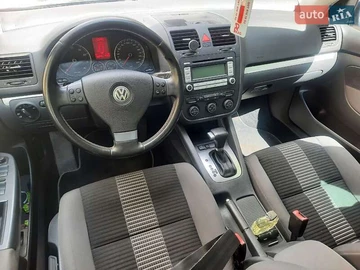 Авто Volkswagen Golf 2009 № 7894482