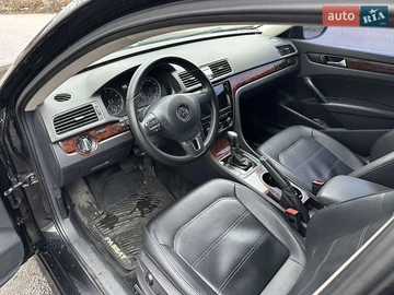 Авто Volkswagen Passat 2015 № 7894525
