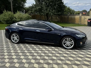 Авто Tesla Model S 2013 № 7894604