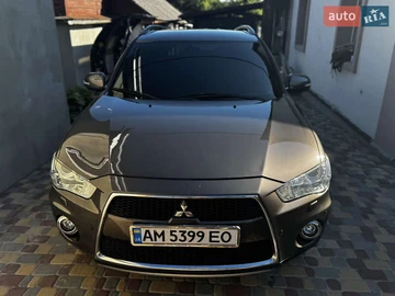 Авто Mitsubishi Outlander Xl 2011 № 7894622