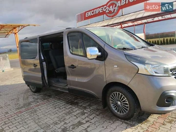 Авто Renault Trafic 2016 № 7894682