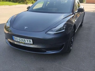 Авто Tesla Model 3 2019 № 7894711