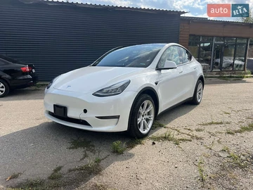 Авто Tesla Model Y 2021 № 7894717