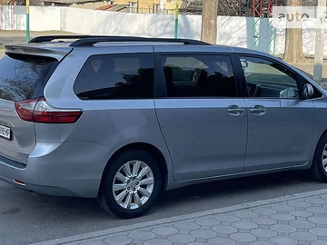 Авто Toyota Sienna 2015 № 7894765