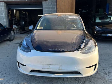 Авто Tesla Model Y 2024 № 7894820