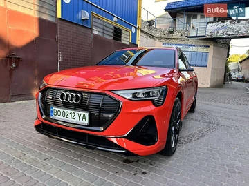 Авто Audi E-Tron 2020 № 7894871