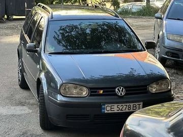 Авто Volkswagen Golf 1999 № 7894977