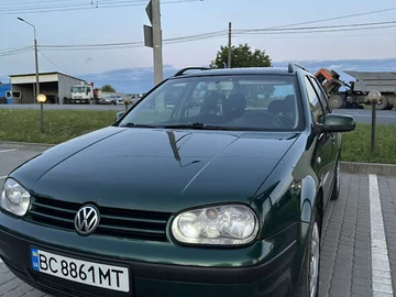 Авто Volkswagen Golf 2002 № 7894982
