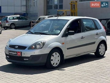 Авто Ford Fiesta 2005 № 7894983
