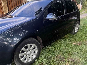 Авто Volkswagen Golf 2005 № 7895079