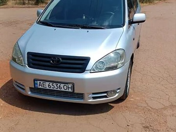 Авто Toyota Avensis Verso 2003 № 7895139