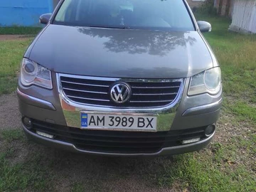 Авто Volkswagen Touran 2007 № 7895191