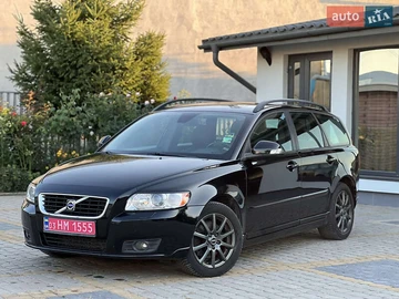 Авто Volvo V50 2010 № 7895213