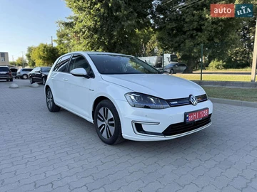 Авто Volkswagen E-Golf 2014 № 7895232