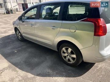 Авто Peugeot 5008 2014 № 7895310