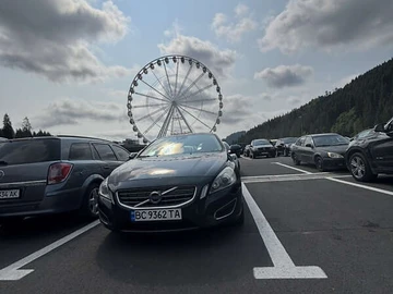 Авто Volvo V60 2012 № 7895348