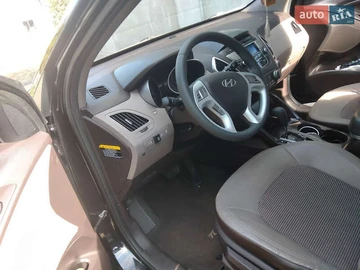 Авто Hyundai Tucson 2012 № 7895445
