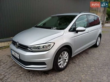 Авто Volkswagen Touran 2015 № 7895489