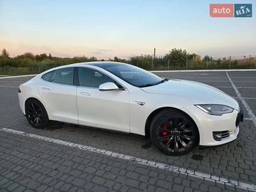 Авто Tesla Model S 2015 № 7895500