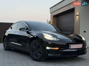 Авто Tesla Model 3 2020 № 7895543