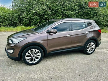 Авто Hyundai Santa Fe 2013 № 7895545
