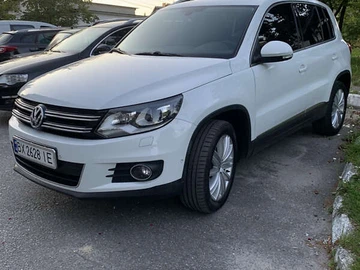 Авто Volkswagen Tiguan 2015 № 7895565