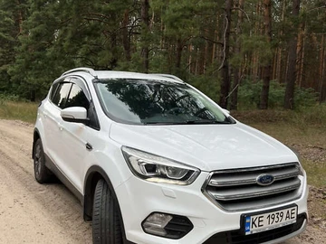 Авто Ford Kuga 2019 № 7895578