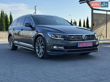 Авто Volkswagen Passat 2017 № 7895588
