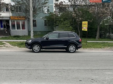Авто Volkswagen Touareg 2014 № 7895713