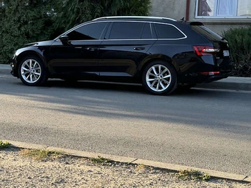 Авто Skoda Superb 2016 № 7895898