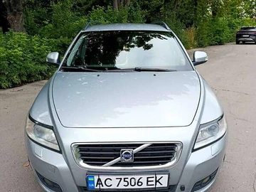 Авто Volvo V50 2009 № 7895989