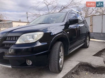 Авто Mitsubishi Outlander 2005 № 7896000